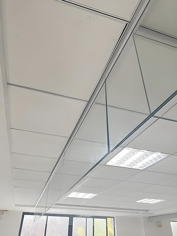 和田县玻璃和田县挡烟垂壁