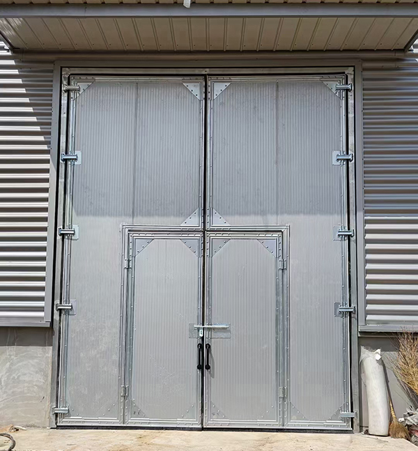 和田县工业平开门