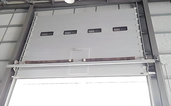 和田县工业滑升门