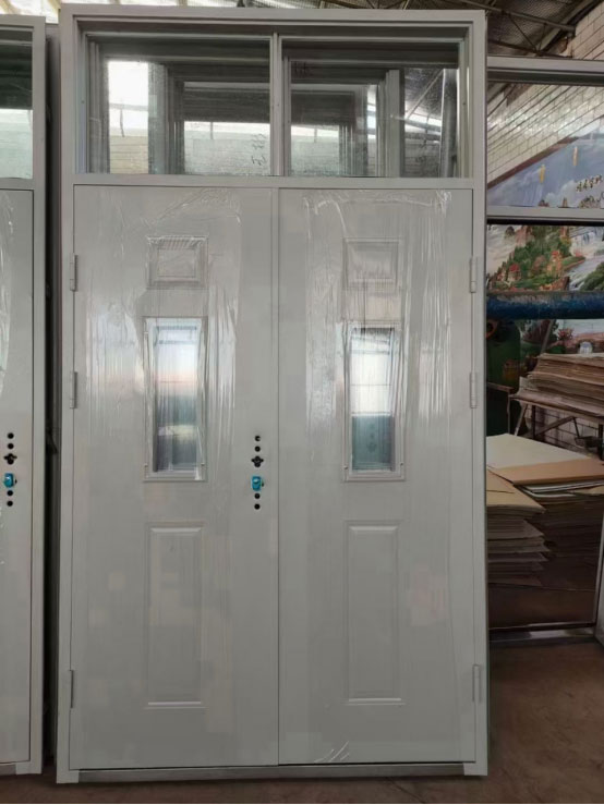 和田县学校教室门