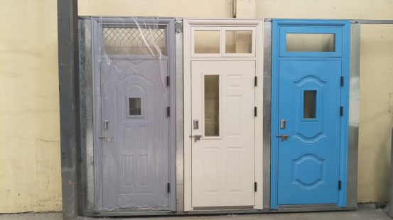 和田县学校教室门