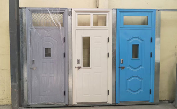 和田县学校教室门