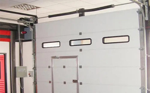 和田县工业提升门的安装方法