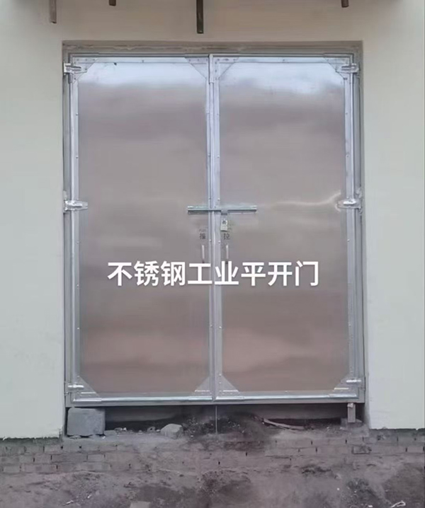 不锈钢和田县工业平开门在现代工业场景中的应用实践